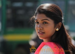 Enakku Veru Engum Kilaigal Kidaiyathu Movie Stills photo 6
