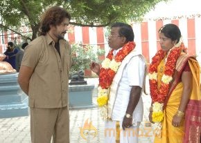Endrume Aandham Movie Stills  photo 65