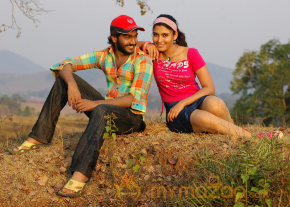 Ilamai Kadhal Movie Stills photo 10