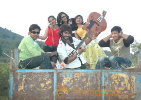 Ilamai Kadhal Movie Stills photo 21