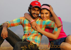 Ilamai Kadhal Movie Stills photo 8