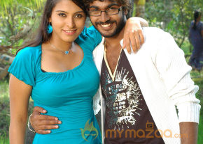 Ilamai Kadhal Movie Stills photo 5
