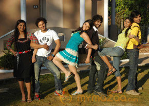 Ilamai Kadhal Movie Stills photo 7
