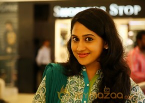Indru Netru Nalai Movie New Stills photo 11