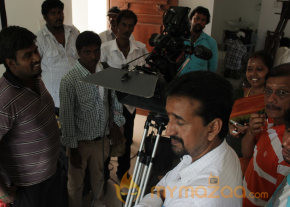 Irukku Aana Illa Movie Stills  photo 7
