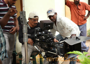 Irukku Aana Illa Movie Stills  photo 10