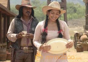 Irumbu kottai Murattu Singam working stills  photo 17