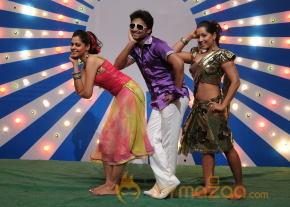 Jameen New Movie Stills photo 6