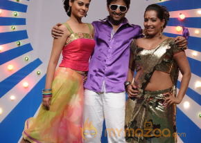Jameen New Movie Stills photo 9