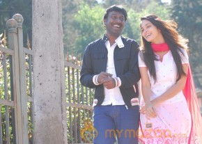 Jigina Tamil movie latest stills photo 4