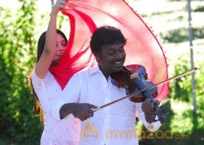 Jigina Tamil movie latest stills photo 5