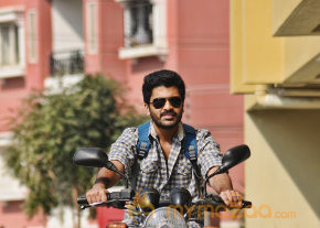 JK Enum Nanbanin Vaazhkai Movie Stills  photo 2