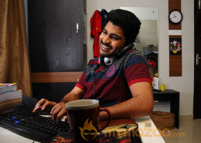 JK Enum Nanbanin Vaazhkai Movie Stills  photo 30