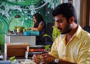 JK Enum Nanbanin Vaazhkai Movie Stills  photo 44