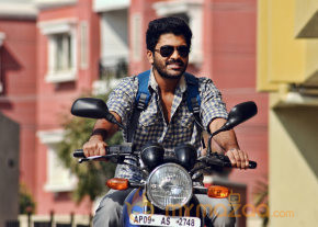 JK Enum Nanbanin Vaazhkai Movie Stills  photo 20