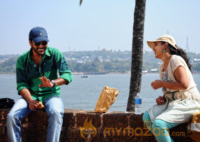 JK Enum Nanbanin Vaazhkai Movie Stills  photo 8