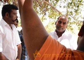 Kadhal Theeyai Kaiyil Edu Movie Stills  photo 46