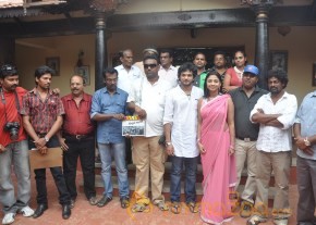  Kadhal Vazhakku Movie Working Stills  photo 6