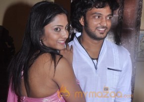  Kadhal Vazhakku Movie Working Stills  photo 17
