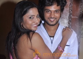  Kadhal Vazhakku Movie Working Stills  photo 15