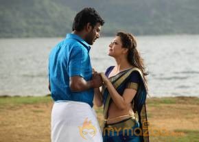 Kajal in Paayum Puli Tamil Movie Stills photo 8