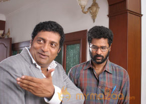 Kalavadiya Pozhuthugal Movie Stills photo 3