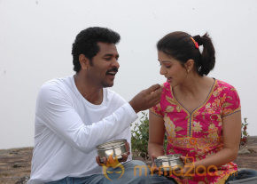 Kalavadiya Pozhuthugal Movie Stills photo 19