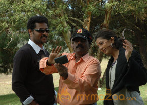 Kalavadiya Pozhuthugal Movie Stills photo 8