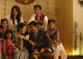 Kalyana Samayal Saadham New Movie Stills  photo 29