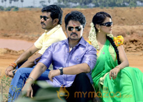 Kanniyum Kaaliyum Sema Kaadhal Movie Stills  photo 20