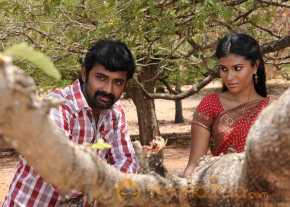 Karisalpattum Gaathinagarum Movie Stills photo 19