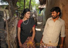 Karisalpattum Gaathinagarum Movie Stills photo 30