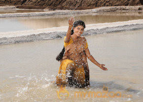 Karisalpattum Gaathinagarum Movie Stills photo 50