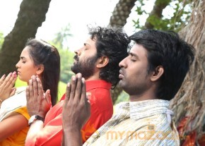 Kathukutti Movie New Photoshoot Stills photo 7