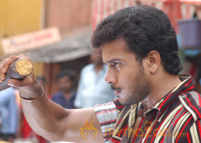 Killadi Movie Stills photo 8
