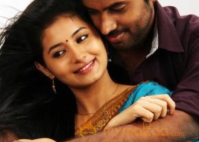 Kirumi Tamil Movie New Latest Stills photo 4