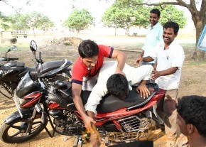 Kizhakku Santhu Kathavu En 108 Movie Stills  photo 6