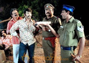 Kola Kolaya Mundhirika Movie Stills