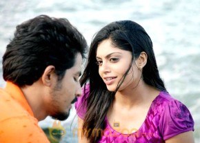 Kola Kolaya Mundhirika Movie Stills photo 2