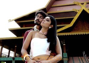 Kola Kolaya Mundhirika Movie Stills photo 20