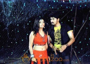 Kola Kolaya Mundhirika Movie Stills photo 14