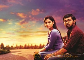 Maalai Nerathu Mayakkam Tamil Movie Photos photo 9