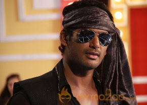 Madha Gaja Raja Movie Latest Stills  photo 34