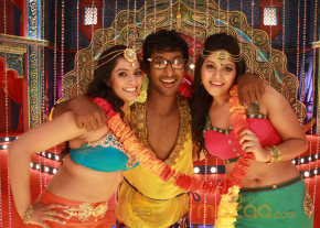 Madha Gaja Raja Movie Latest Stills  photo 25