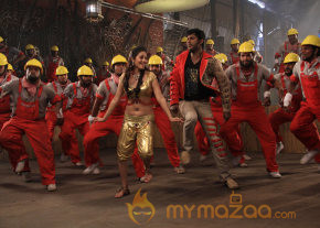 Madha Gaja Raja New Movie Stills  photo 9