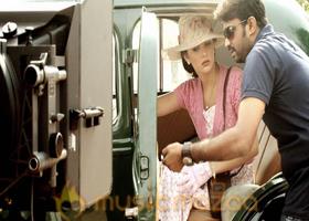 Madrasapattinam Working Stills photo 12