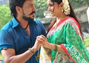 Madurai Manikuravan Tamil upcoming movie latest stills photo 13