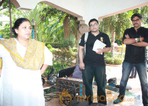 Malini 22 Palayamkottai Movie Working Stills  photo 28