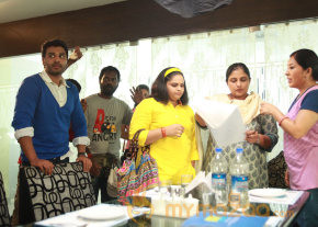 Malini 22 Palayamkottai Movie Working Stills  photo 31