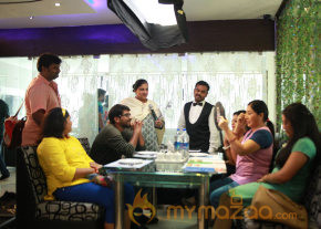 Malini 22 Palayamkottai Movie Working Stills  photo 34